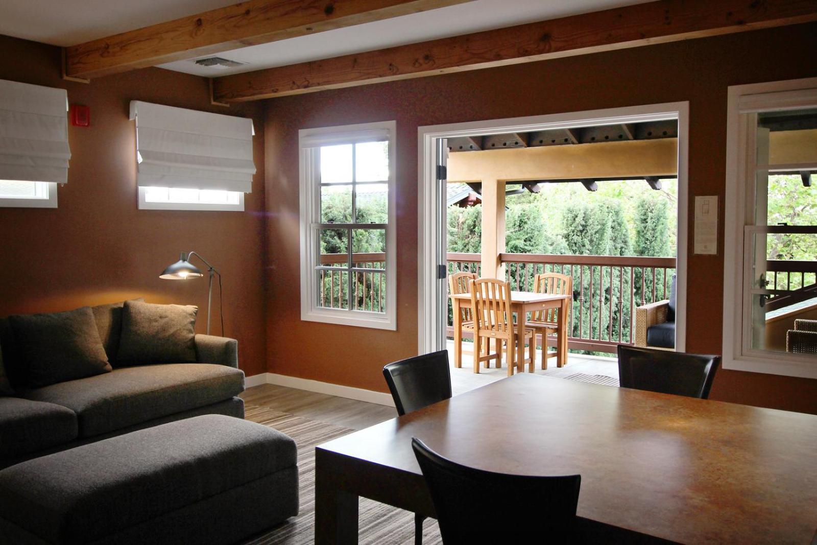 Two-Bedroom Suite,1611075167:JPEG